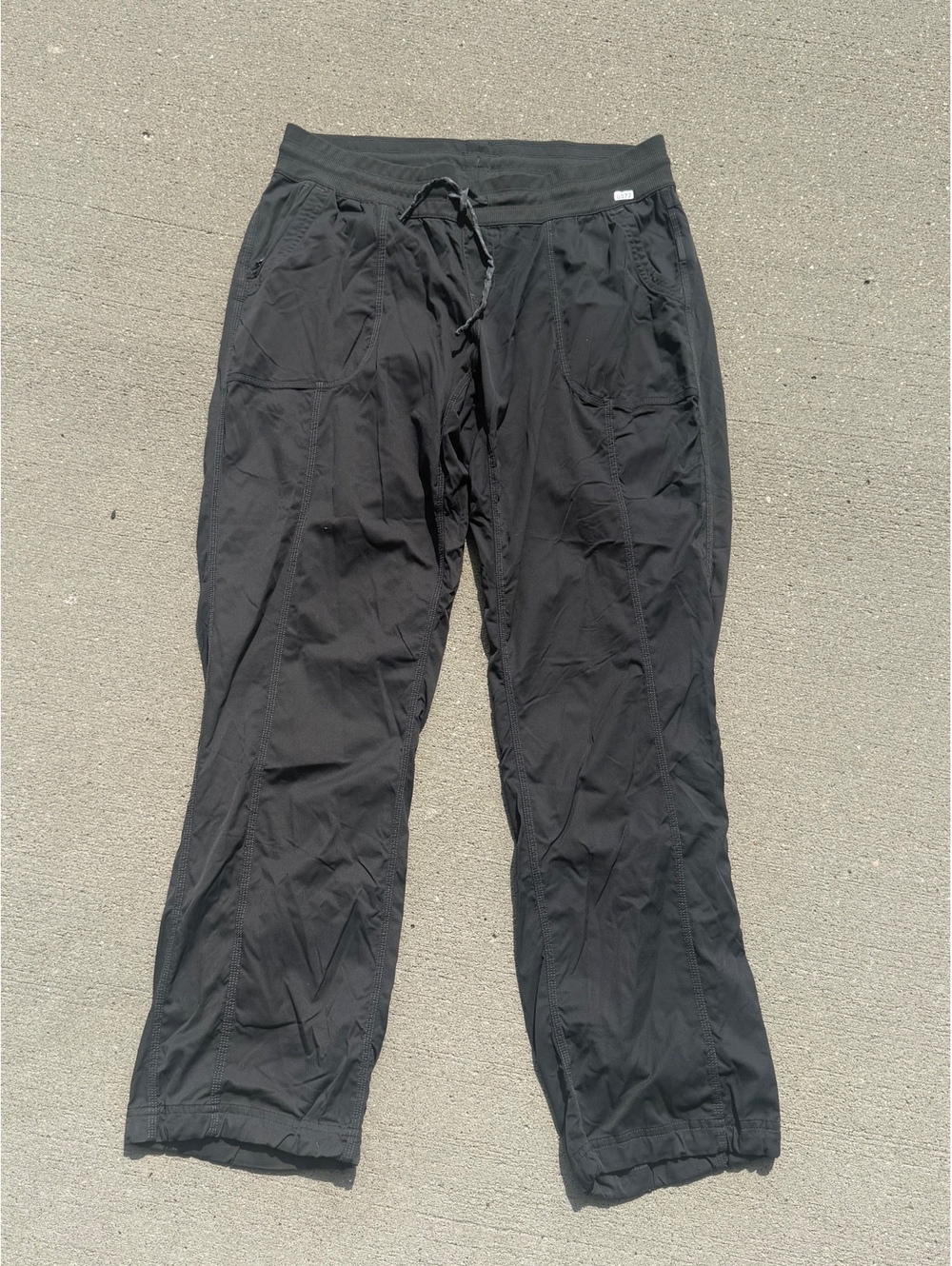 The North Face Women's grey Lightweight Casual Pants XL